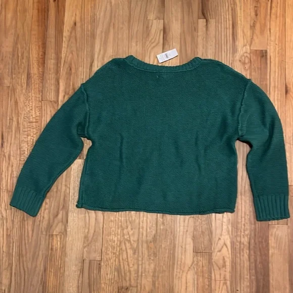 NWT AEO cropped sweater - Picture 4 of 4